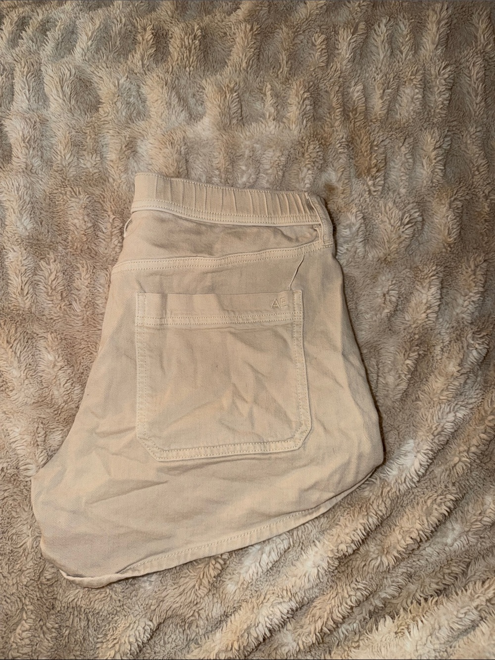 Beige Casual Shorts with Back Pocket